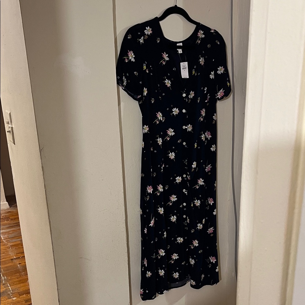 Gap (NWT) Black Floral Midi Button Dress size 10